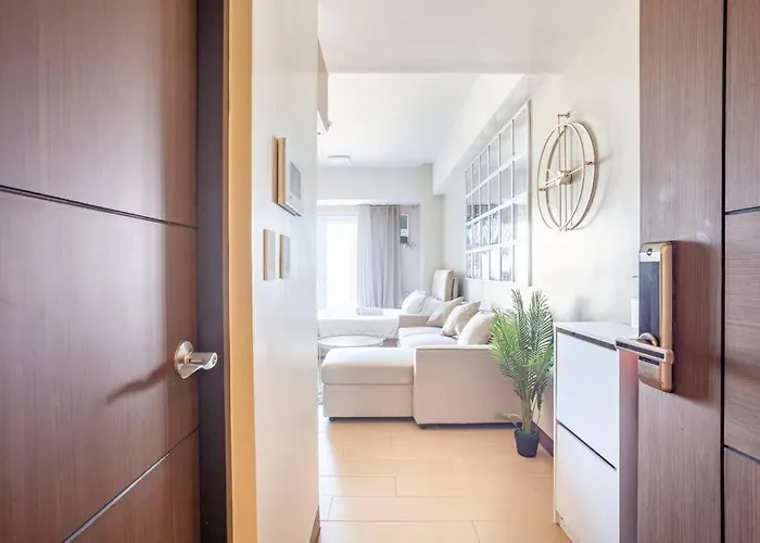 Apartment Refined & Homey Luxury *