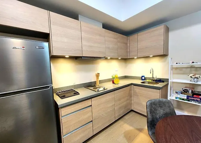Refined & Homey Luxury Apartment *